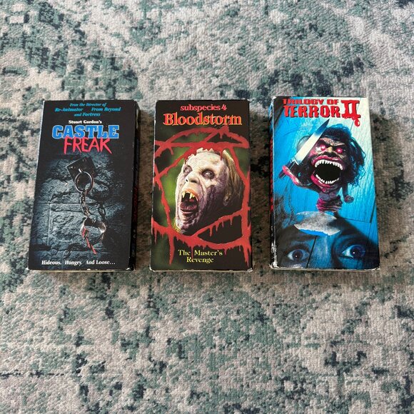 Lot of 3 Vintage Horror VHS Halloween - Picture 1 of 10